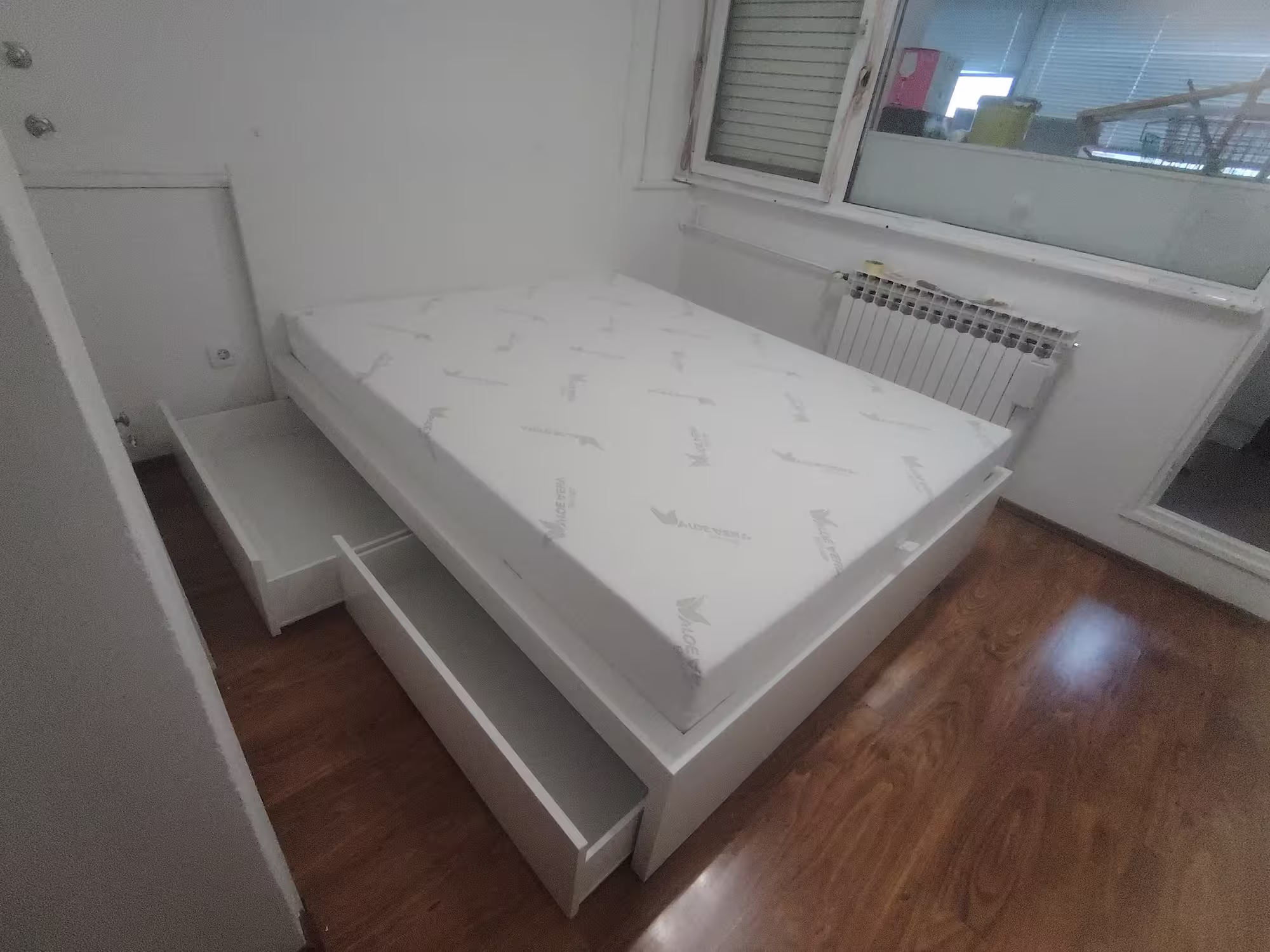 IKEA krevet sa premnikom