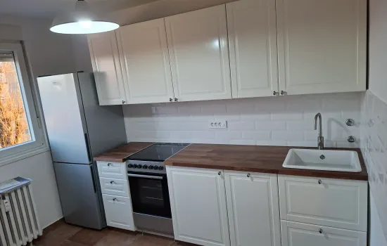 Smontirana bijela IKEA METOD kuhinja