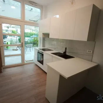 Stražnja strana kuhinje