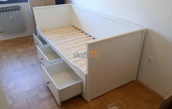 slozen ikea hemnes krevet  
